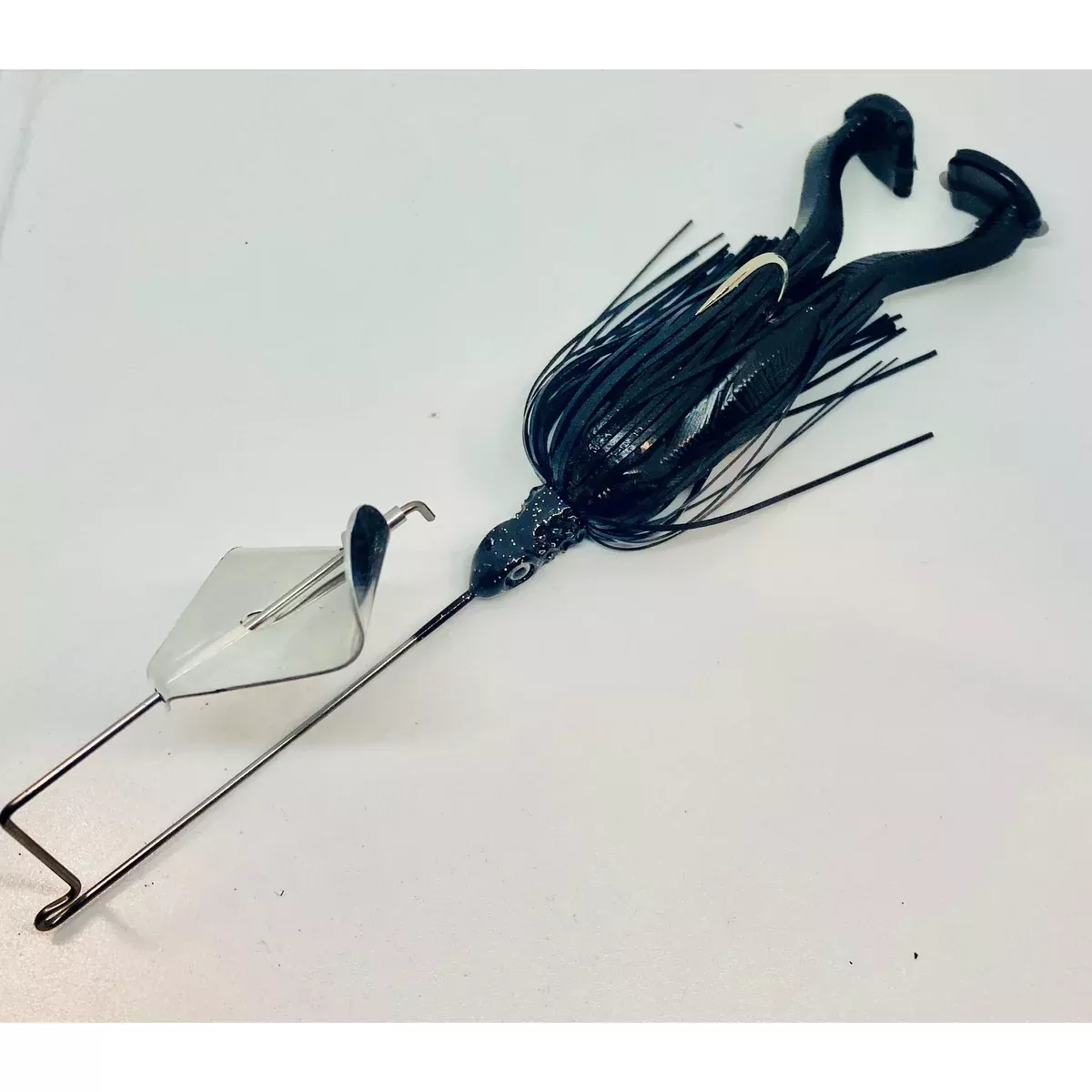 Bending Tips Bait Co. Submarine Buzzbait (3/8 Oz.)