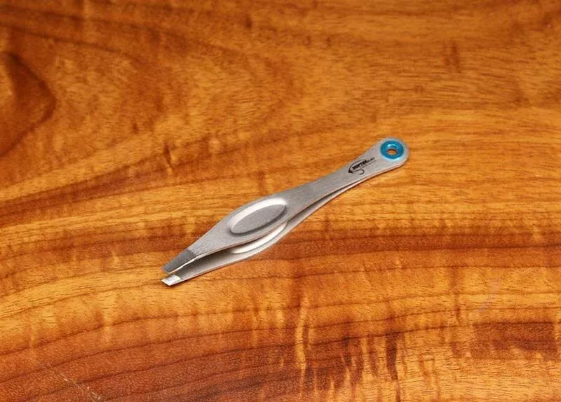 Kopter ULTIMATE Slant Point Tweezers