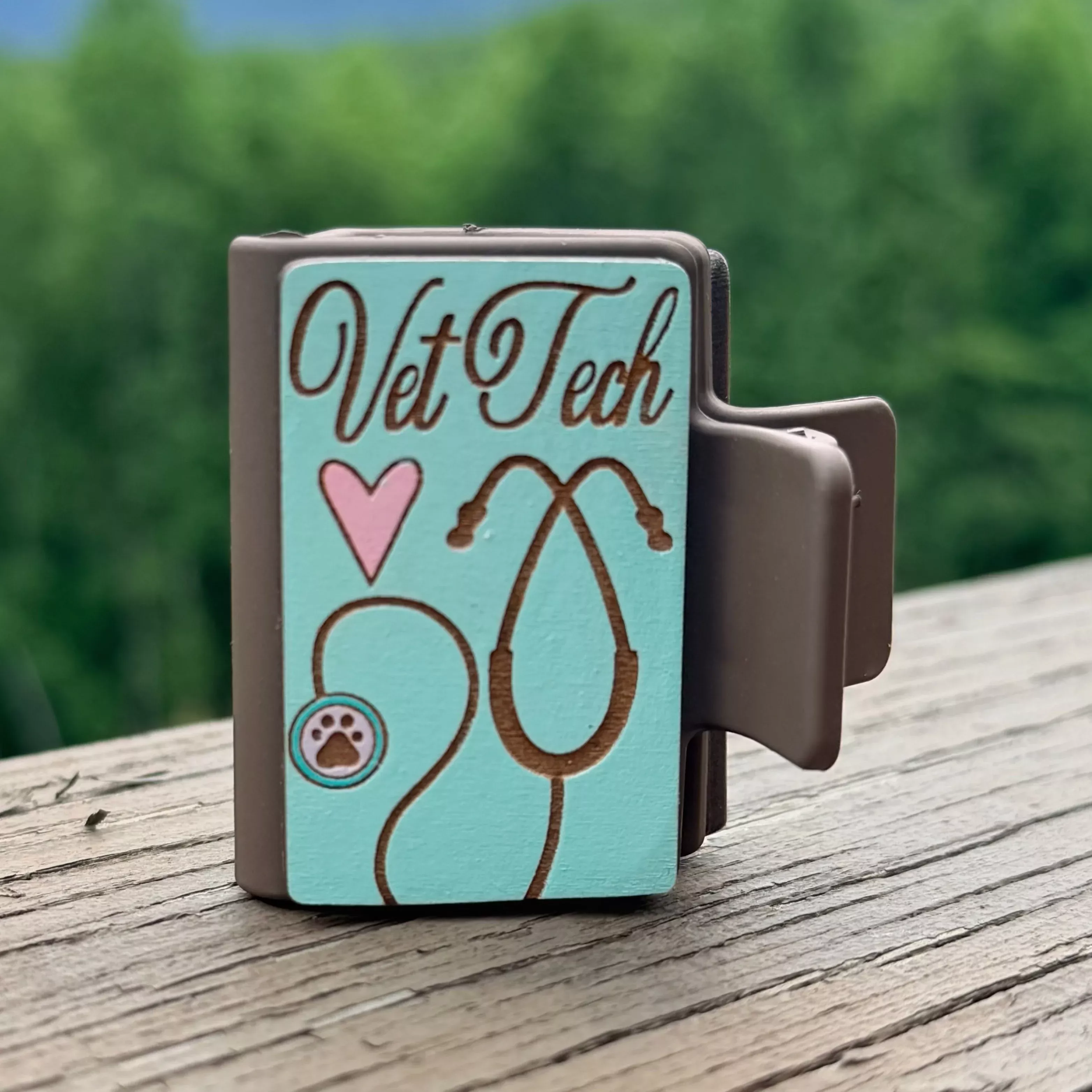 Vet Tech 2” Hair Clip